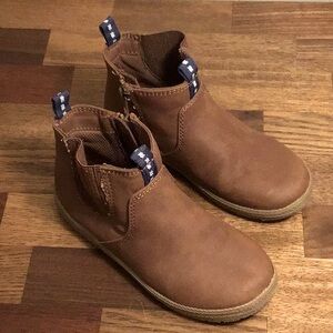 Boys boots sz 11